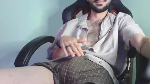 Oliver online show from 02/15/25, 07:50