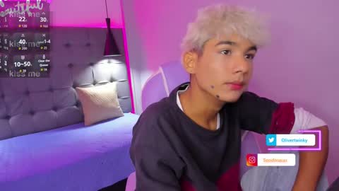 Oliver online show from 09/13/25, 04:34