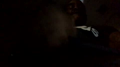 Snapshot of olivertwist1273 chatting on 01/17/25, 01:25 olivertwist1273 online show from 01/17/25, 01:25