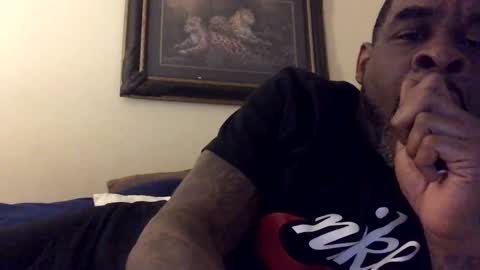 Snapshot of olivertwist1273 chatting on 02/09/25, 02:06 olivertwist1273 online show from 02/09/25, 02:06