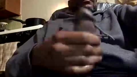 Snapshot of olivertwist1273 chatting on 02/26/25, 06:58 olivertwist1273 online show from 02/26/25, 06:58