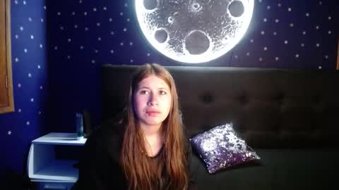 Olivia online show from 09/12/25, 12:16