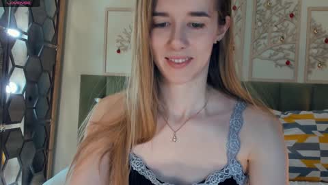 Snapshot of olivia_7 chatting on 01/14/25, 05:12 Olivia online show from 01/14/25, 05:12