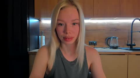 Olivia 3 online show from 05/07/26, 09:20