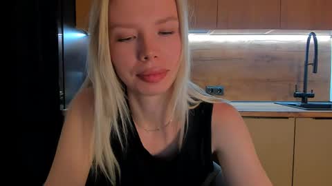 Olivia 3 online show from 05/09/26, 09:20