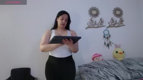 Snapshot of olivia_col chatting on 06/06/26, 08:02 Olivia Gonzales online show from 06/06/26, 08:02