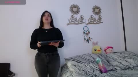 Olivia Gonzales online show from 06/14/26, 01:36