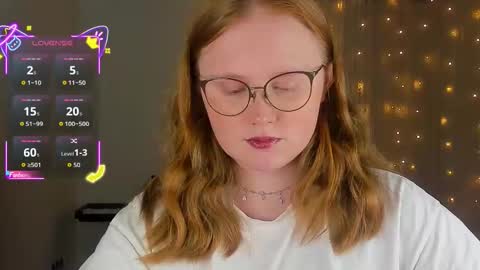 Snapshot of olivia_date chatting on 10/23/25, 03:00 Olivia Date online show from 10/23/25, 03:00