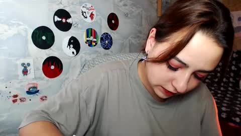 Snapshot of olivia_defo chatting on 09/18/25, 11:56 olivia_defo online show from 09/18/25, 11:56
