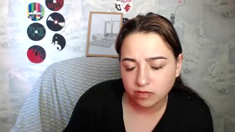 Snapshot of olivia_defo chatting on 10/01/25, 07:03 olivia_defo online show from 10/01/25, 07:03