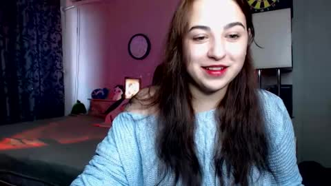 Snapshot of olivia_defo chatting on 10/20/25, 10:49 olivia_defo online show from 10/20/25, 10:49