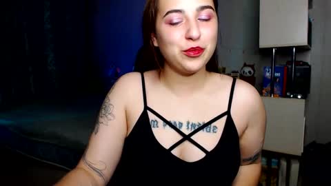 Snapshot of olivia_defo chatting on 10/27/25, 02:10 olivia_defo online show from 10/27/25, 02:10