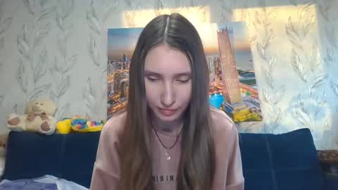 Olivia online show from 01/11/25, 01:43