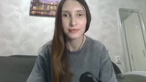 Olivia online show from 01/28/25, 11:07