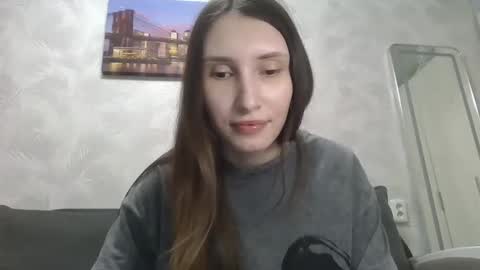 Olivia online show from 02/21/25, 10:37