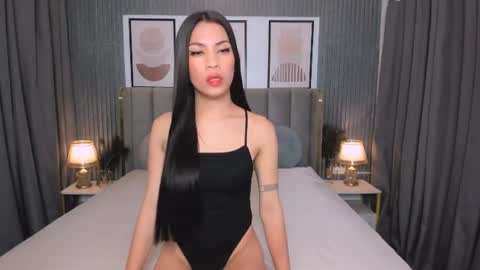 Snapshot of olivia_hotcummer chatting on 07/07/26, 02:36 olivia_hotcummer online show from 07/07/26, 02:36