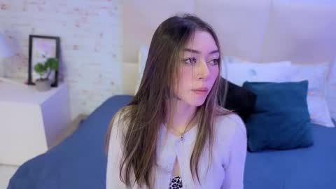 olivia online show from 10/30/25, 05:42