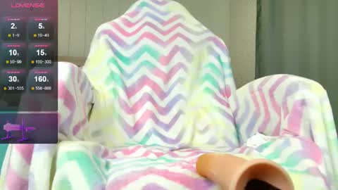 Olivia Hi guys Follow me  online show from 07/14/26, 02:05