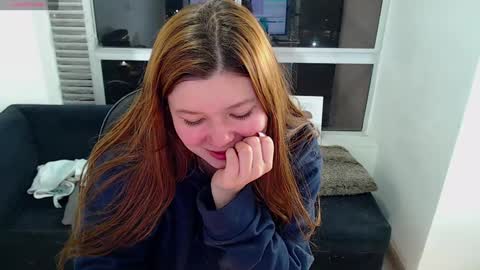 olivia_martine online show from 12/12/24, 08:57