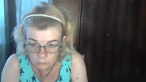 Olivia Mia online show from 07/17/26, 09:16