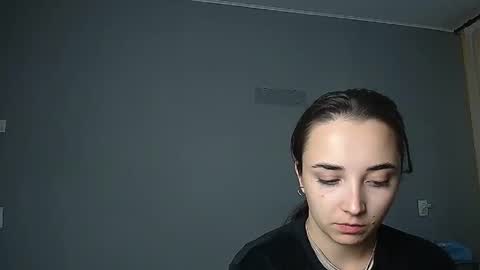 Olivia online show from 09/22/25, 02:41