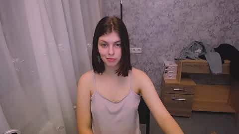 Olivia online show from 01/01/25, 09:52