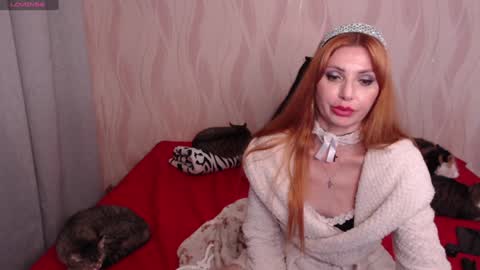 Olivia online show from 12/01/24, 11:58