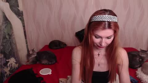 Olivia online show from 02/11/25, 12:59