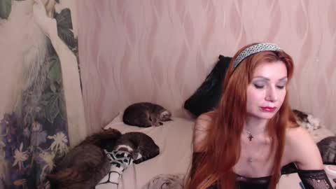 Olivia online show from 02/19/25, 02:55