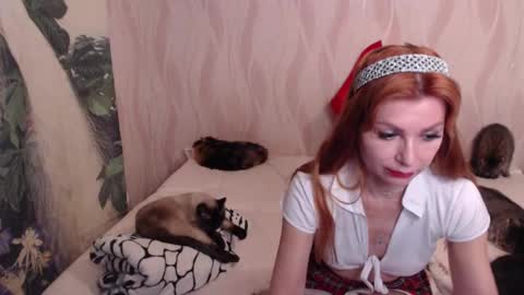 Olivia online show from 03/06/25, 11:09