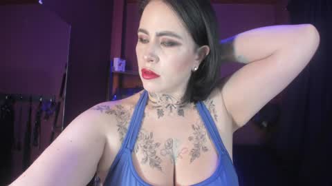   online show from 12/12/24, 12:44