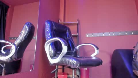   online show from 12/22/24, 01:00
