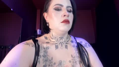   online show from 01/31/25, 01:34