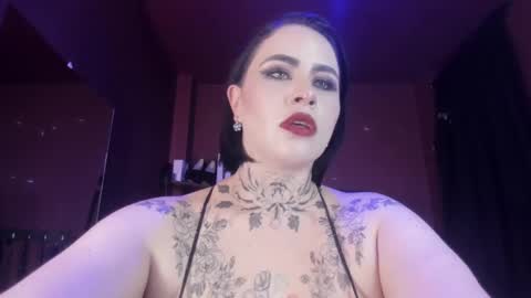   online show from 02/12/25, 05:58