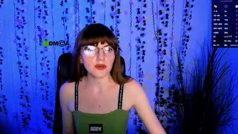 olivia_sparkle online show from 09/21/25, 12:51