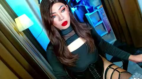 Snapshot of olivia_the_temptress27 chatting on 11/07/25, 08:58 Miss OLIVIA online show from 11/07/25, 08:58