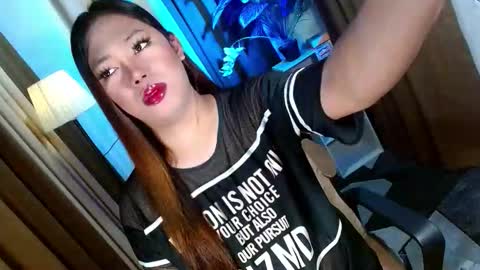 Snapshot of olivia_the_temptress27 chatting on 11/08/25, 09:09 Miss OLIVIA online show from 11/08/25, 09:09