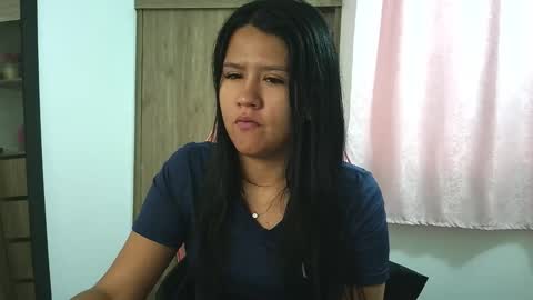 Snapshot of olivia_watson_ chatting on 11/03/25, 01:12 Olivia online show from 11/03/25, 01:12