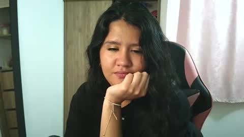 Snapshot of olivia_watson_ chatting on 11/07/25, 07:36 Olivia online show from 11/07/25, 07:36