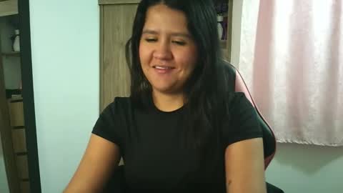 Snapshot of olivia_watson_ chatting on 12/05/25, 01:20 Olivia online show from 12/05/25, 01:20