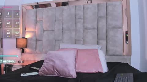 Olivia Evangelista online show from 02/23/25, 03:13