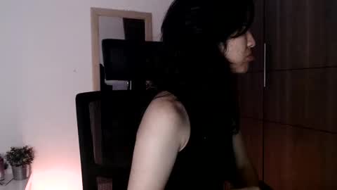 oliviaaa__ online show from 01/18/25, 10:39