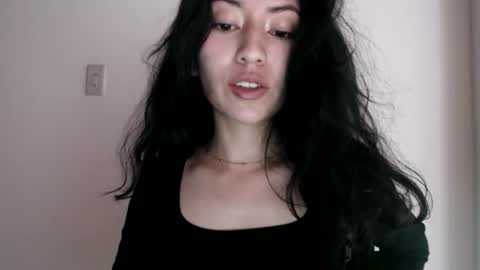 oliviaaa__ online show from 02/02/26, 04:06