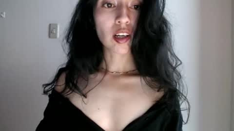 oliviaaa__ online show from 02/09/26, 10:03
