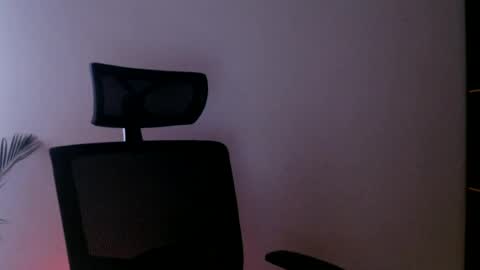 oliviaaa__ online show from 07/17/26, 09:08