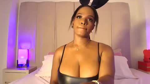 My name is olivia but can you call me Oli online show from 10/15/25, 06:52