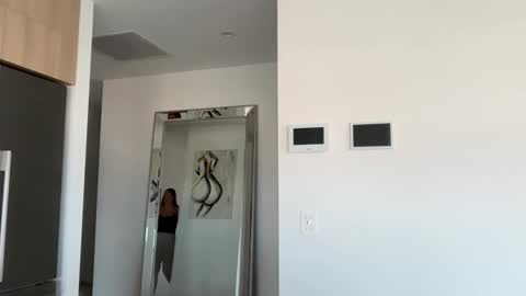 Olivia Brookes online show from 12/04/25, 02:10