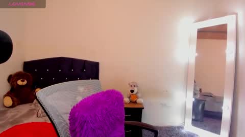 Olivia -  Milky big boobs online show from 01/22/25, 04:02