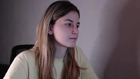 Olivia and Niko online show from 10/01/25, 11:11