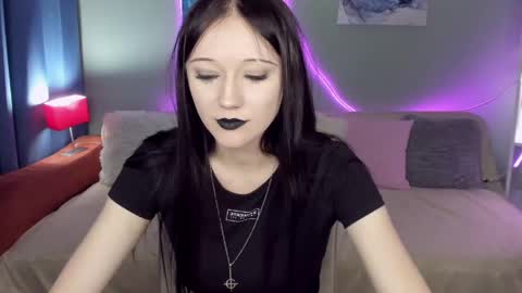 Snapshot of oliviagorgeous chatting on 05/18/26, 11:27 OliviaGorgeous online show from 05/18/26, 11:27